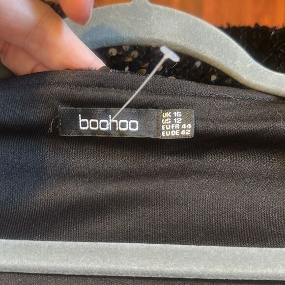 BOOHOO Plus Black Sequin Twist Front Mini Dress size 12 - Picture 6 of 9